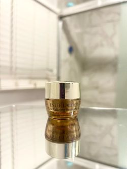 Estée Lauder Revitalizing Supreme+