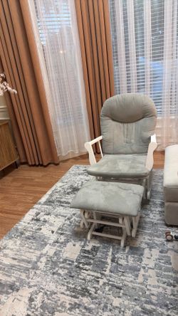 Nursing chair