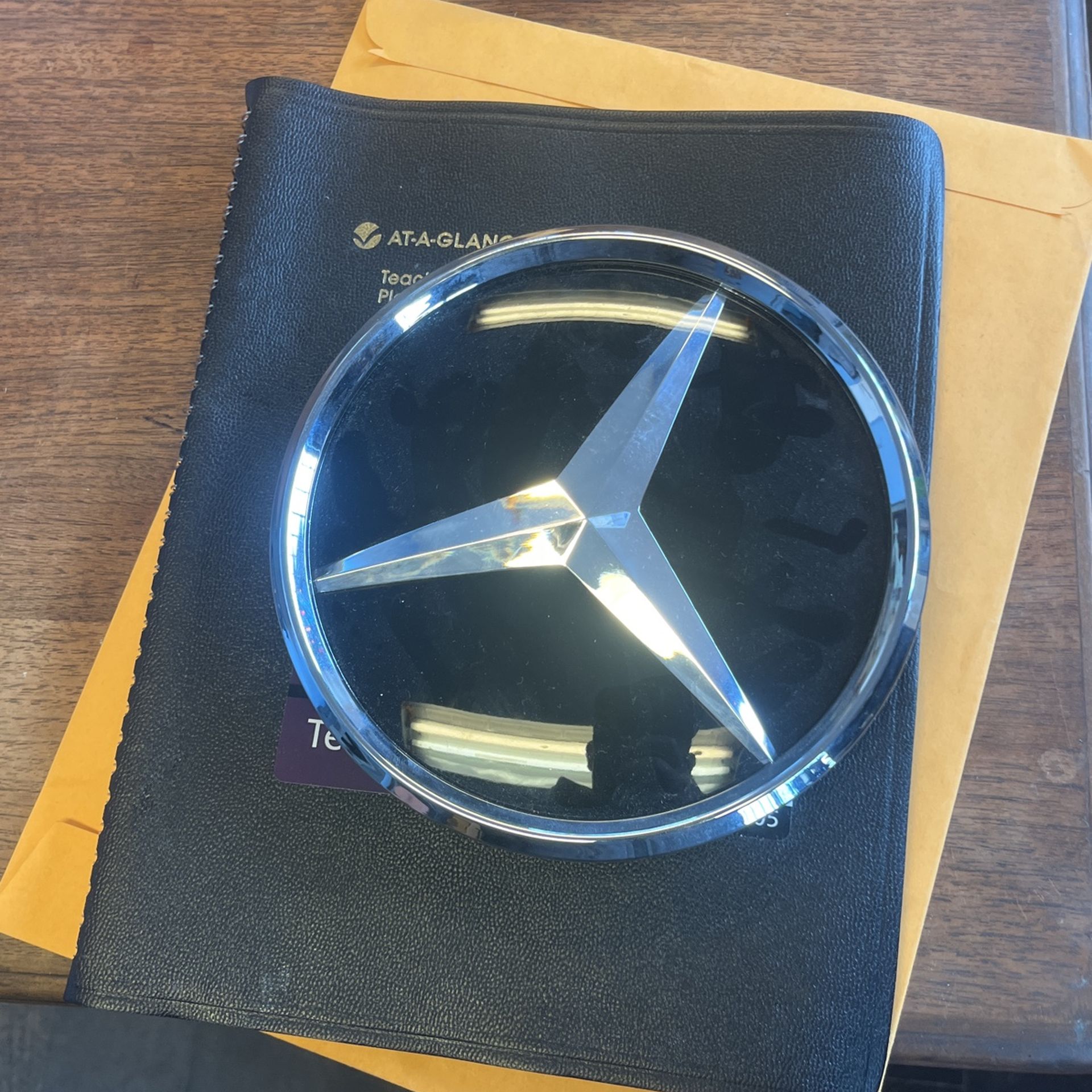 2017 Mercedes AMG Emblem