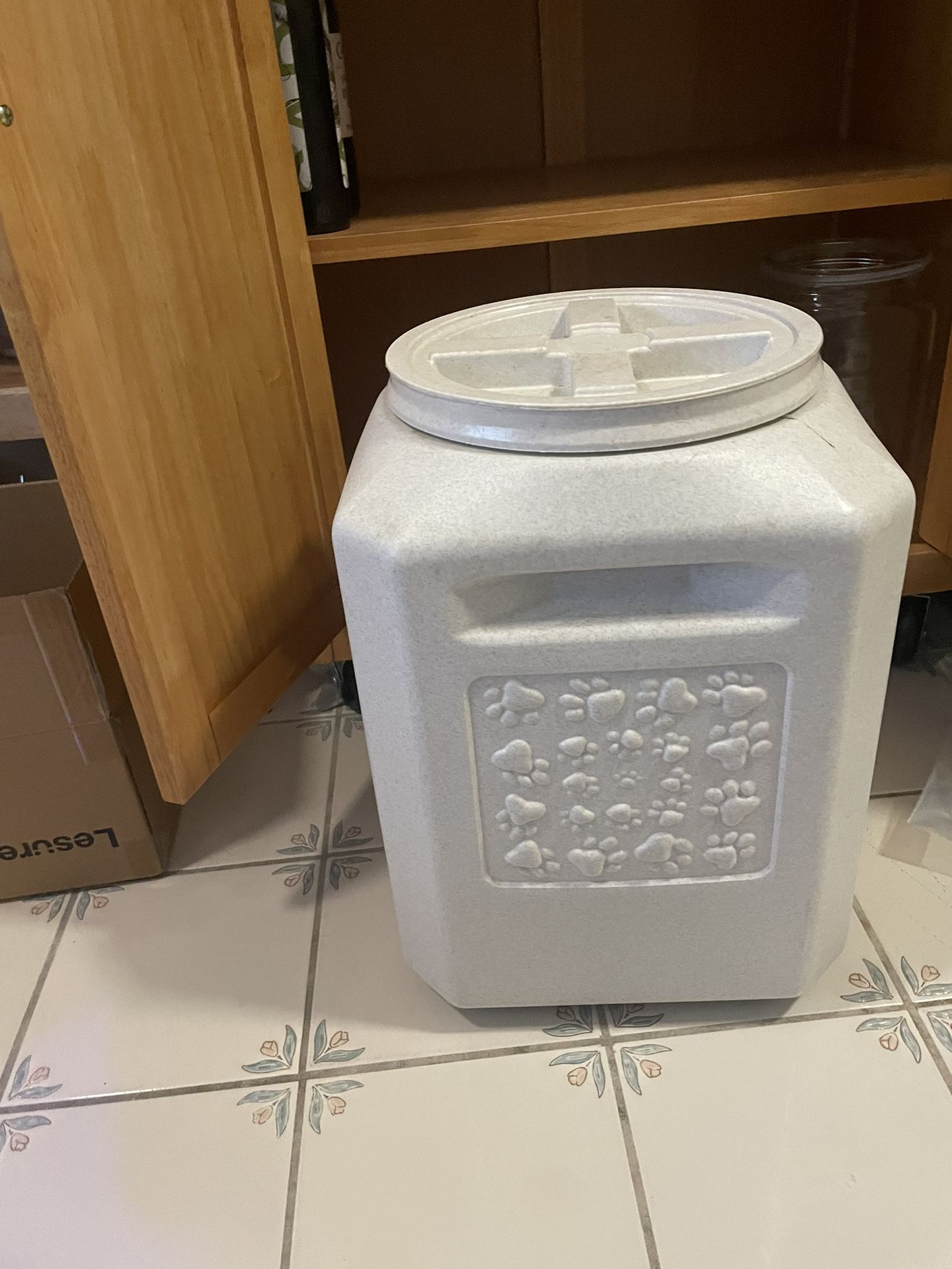 Dog food Storage container