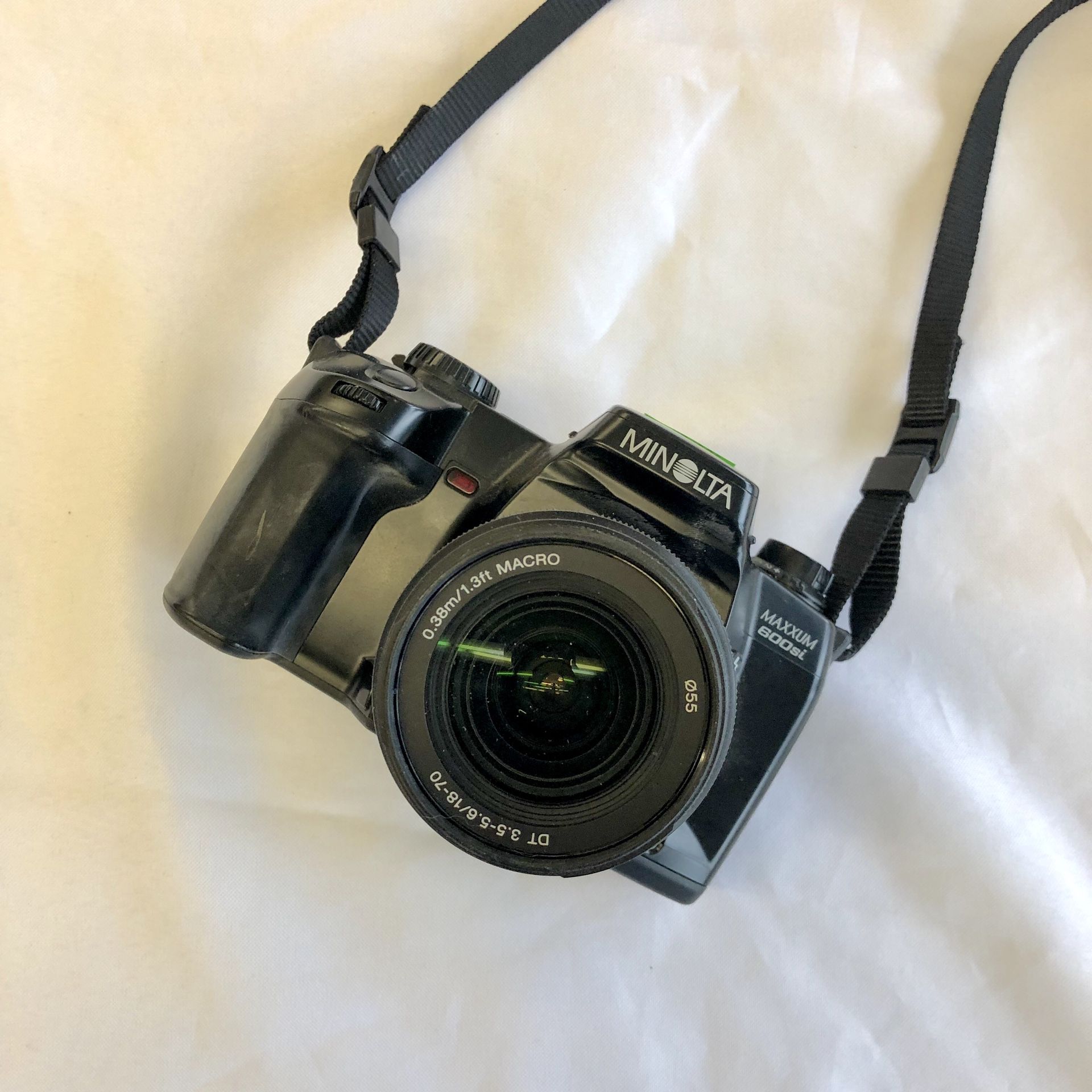 Minolta Maxxum 600si Film Camera with Sony Macro Lens
