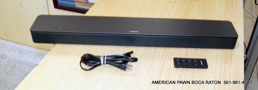 Bose Smart Soundbar 300 Bluetooth Connectivity with Alexa Voice Control Built-In