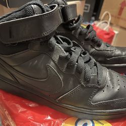 Black Nike Air Forces (size 5y)
