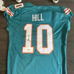 Tyreek Hill Autographed Jersey