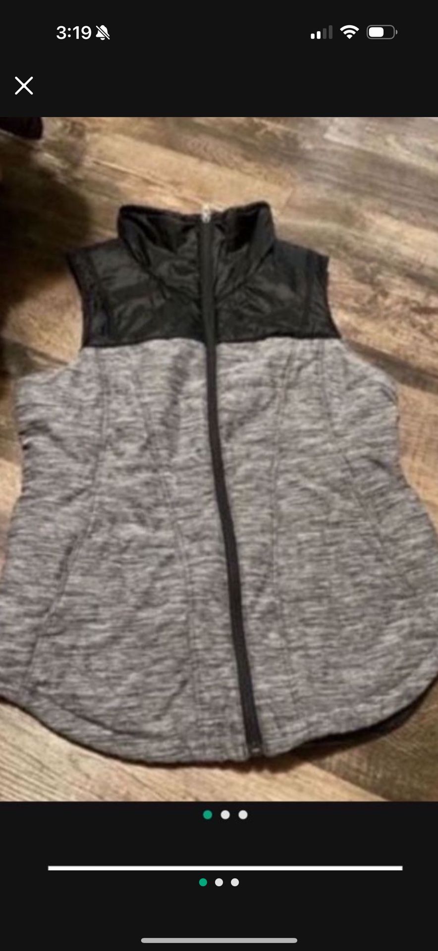 WOMENS MEDIUM North Face Vest  