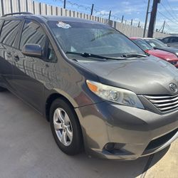 2015 Toyota Sienna