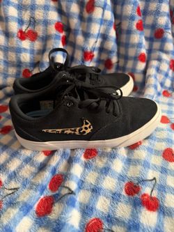 Women's SB Charge Canvas Casual Skate Sneakers from Finish Line Size 5.5