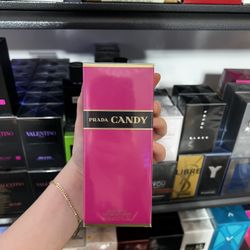 Brand new men and female perfumes and Cologne for sale bulk and singles available sample available to smell✅ full size 