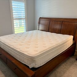 King Bed w Mattress