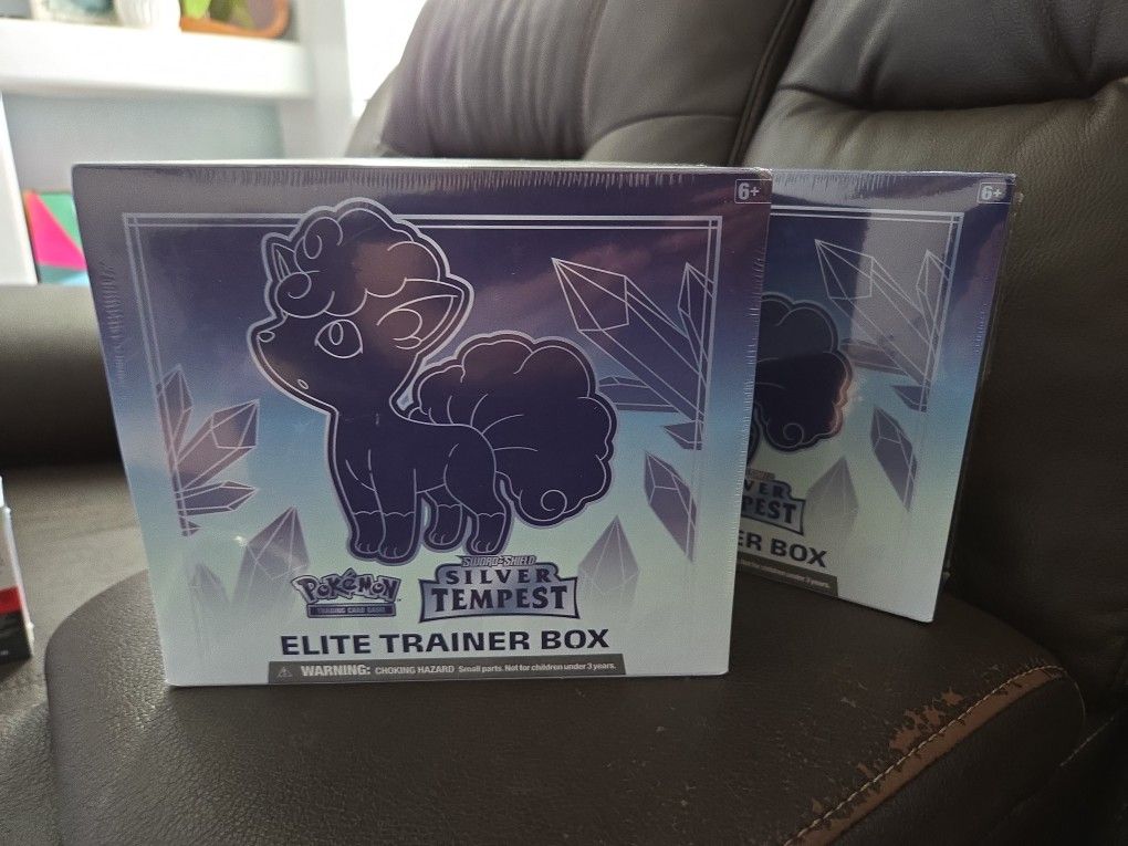 Pokemon Silver Tempest Elite Trainer Box