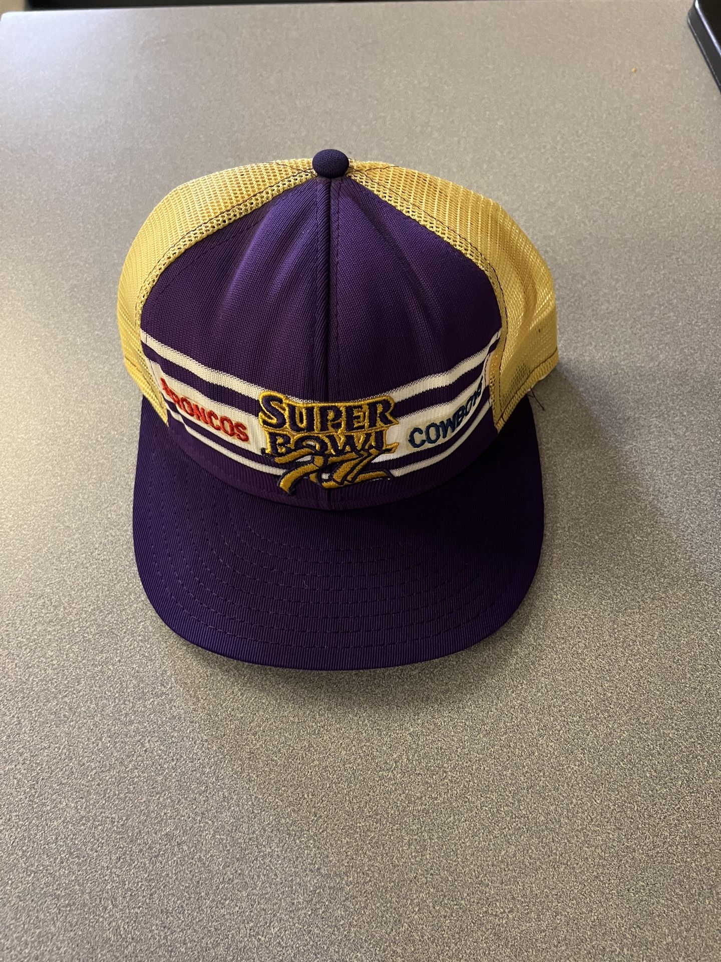 Vintage Snapback Hat (Superbowl 12)