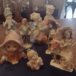 Mixed Figurines Lot