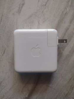 Apple Adapter