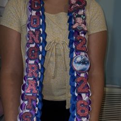 HUNTRIX Graduation Lei