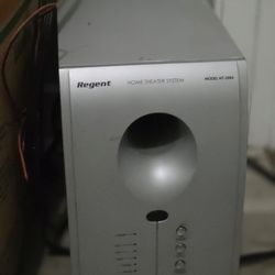Regent Home Theater With 4 Speakers And A Subwoofer Works Great 