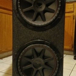 12 Inch Kicker Comp Vr Subs For Sale They Are Barely Used They Come Come In A Q BOMB box 