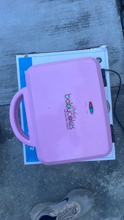 Baby cakes cupcake maker