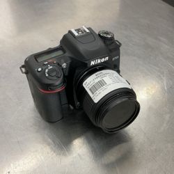 Nikon D7500