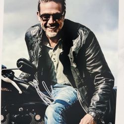 BAS COA Jeffrey Dean Morgan Signed 8x10 Photo 