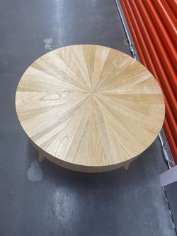 Gexpusm Coffee Table