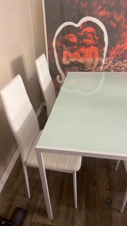 New table for 4 with 4 chairs