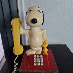 Snoopy Phone