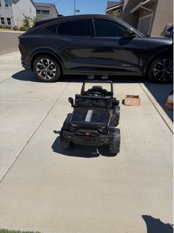 Toy car