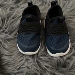 Athletic Works Shoes 