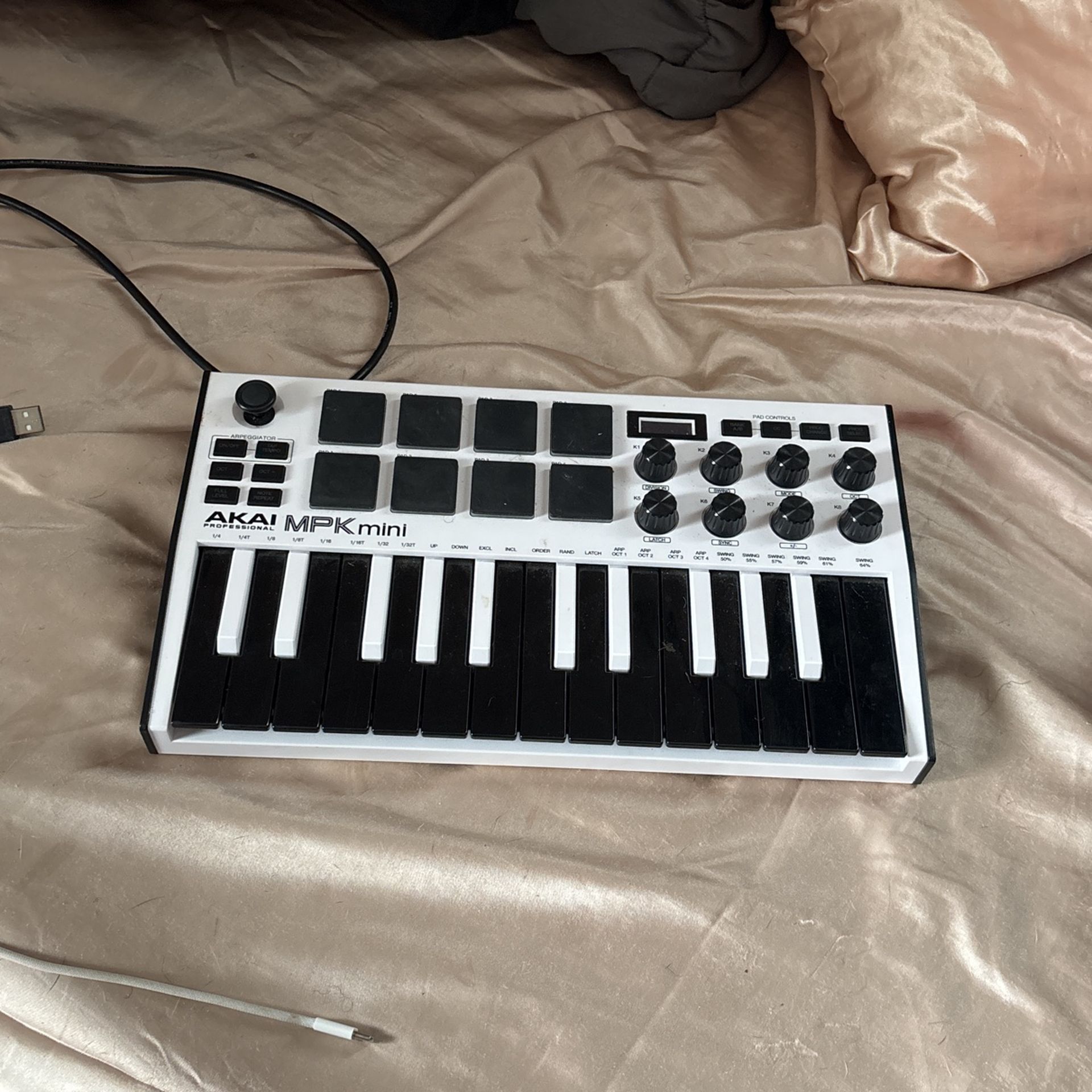 Akai Professional MPK Mini MK III Keyboard Controller