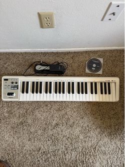 Roland A-49 MIDI Keyboard Controller (White)