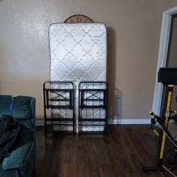 Twin Bed With Bed Frame 