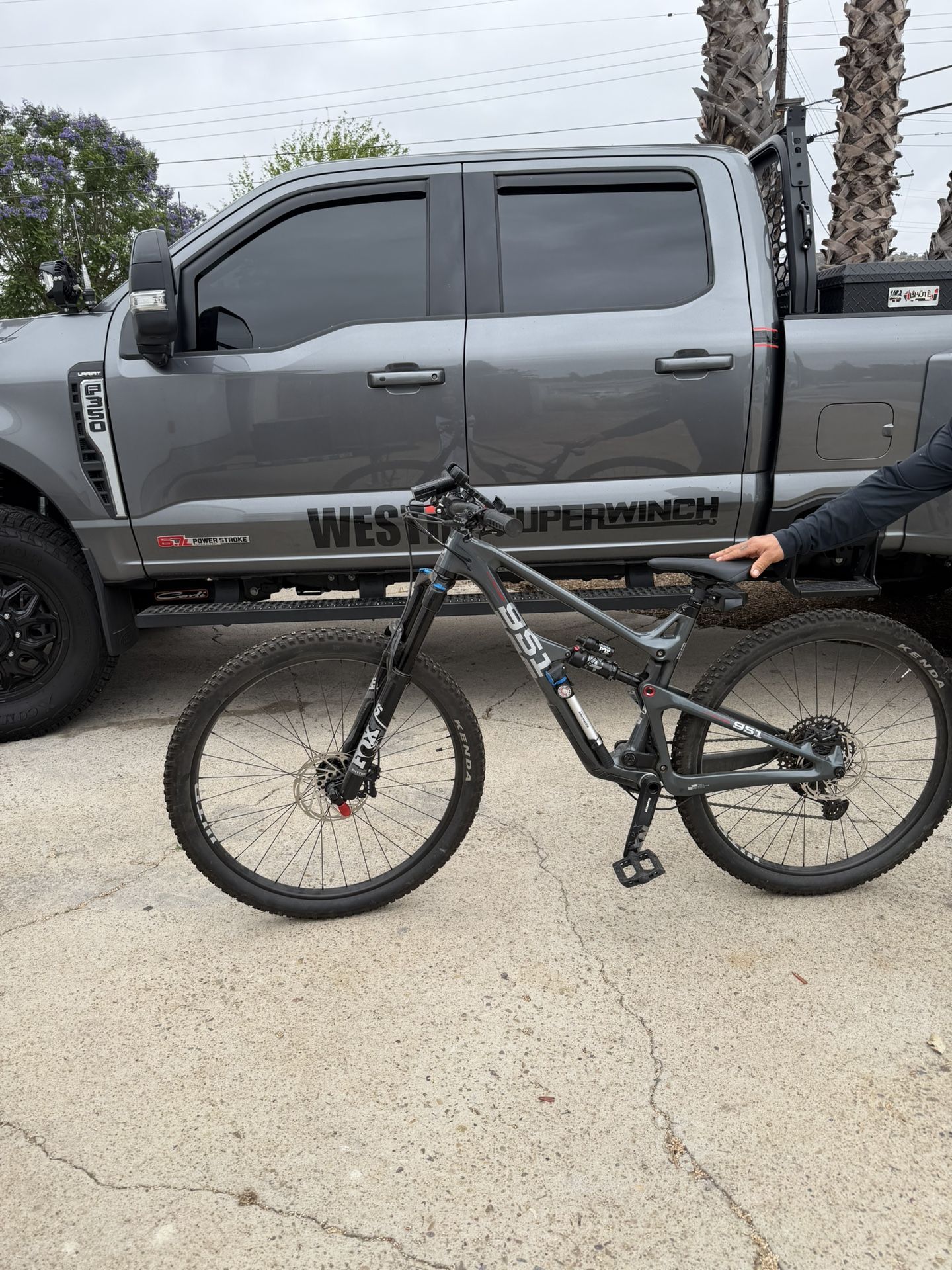 Mountain Bike