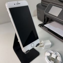 IPhone 8 64gb Silver Unlocked
