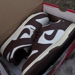 SB Dunks Low Mocha 