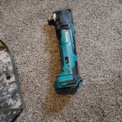 Makita Oscillating Multi-Tool 
