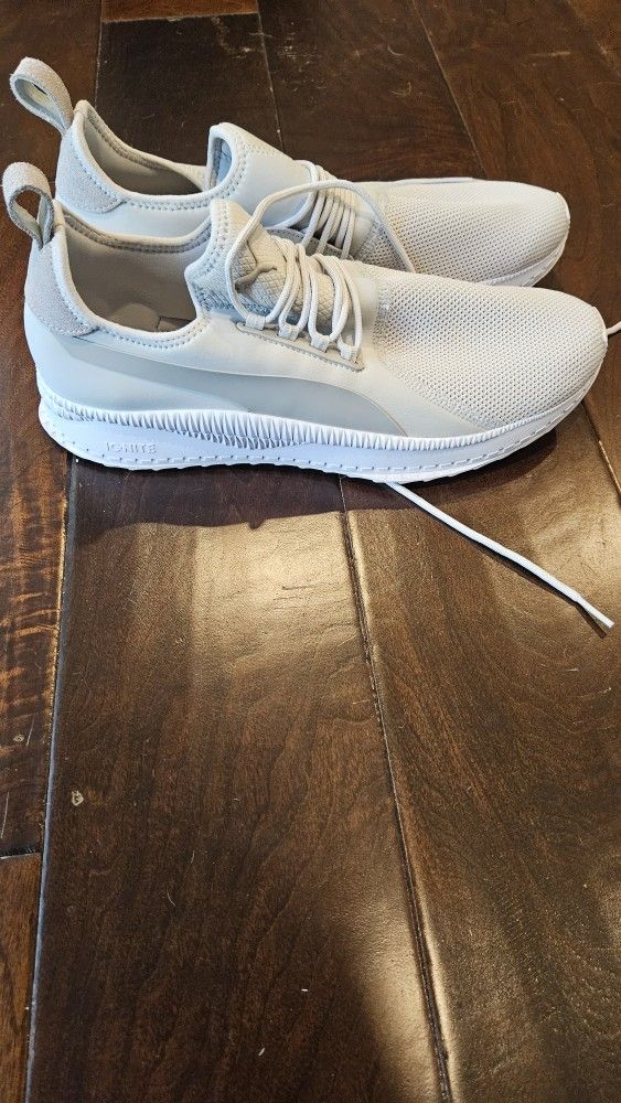 Puma Sneakers