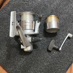 Daiwa Emblem-S 4000iA and 2500iA Spinning Fishing Reel 
