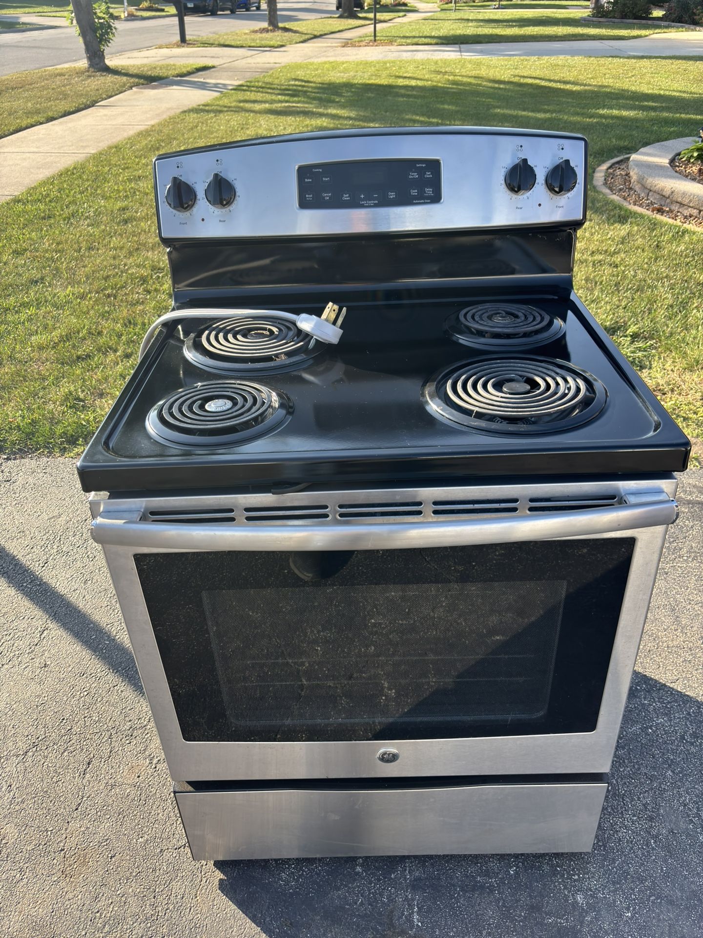 GE Electric Stove 