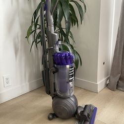 Dyson Ball Animal 2 Vacuum, Excellent Condition