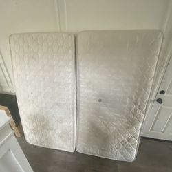  twin mattresses