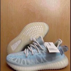 Adidas Yeezy Boost 350 V2 Mono Ice GW2869 Mens Size 5.5/6.5 Womens Brand New