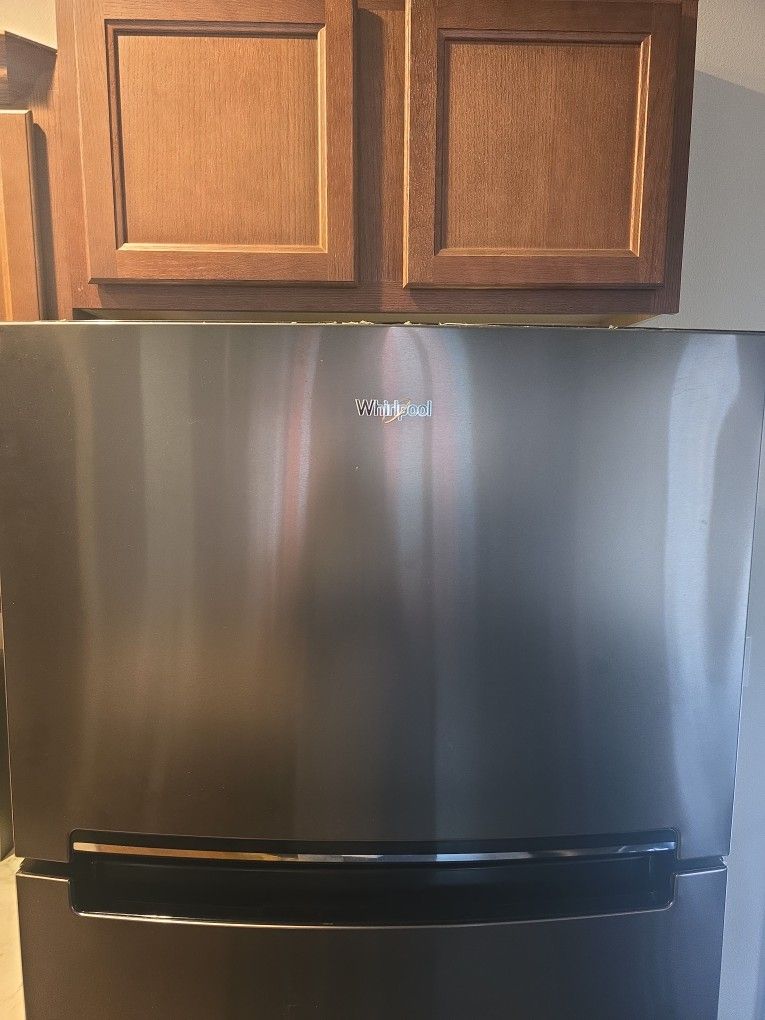 Whirlpool Refrigerator
