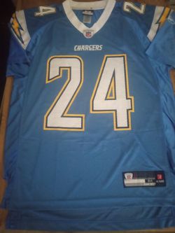 CHARGERS JERSEY SIZE MEDIUM MEN'S
