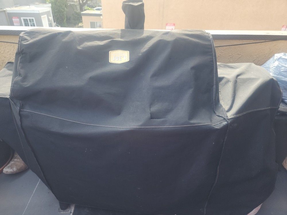 Propane And Charcoal Combo Grill