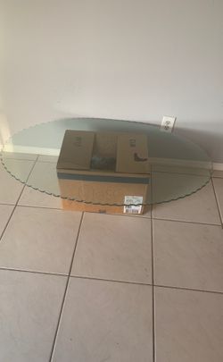 Round glass table