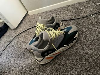 Wave Runners size 10.5 $180