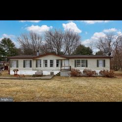  Double Wide On Land Move In Ready with Light Fixes 