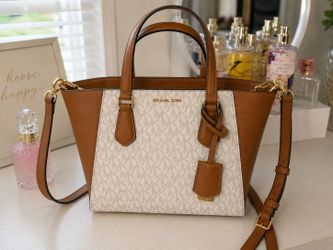 2 Michael Khors purses $65