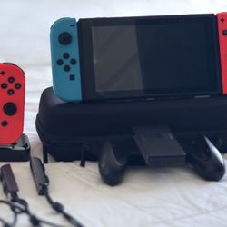 Nintendo Switch + Mario Kart Live