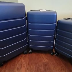 Brand New 3 Piece EXPANDABLE Luggage Set 